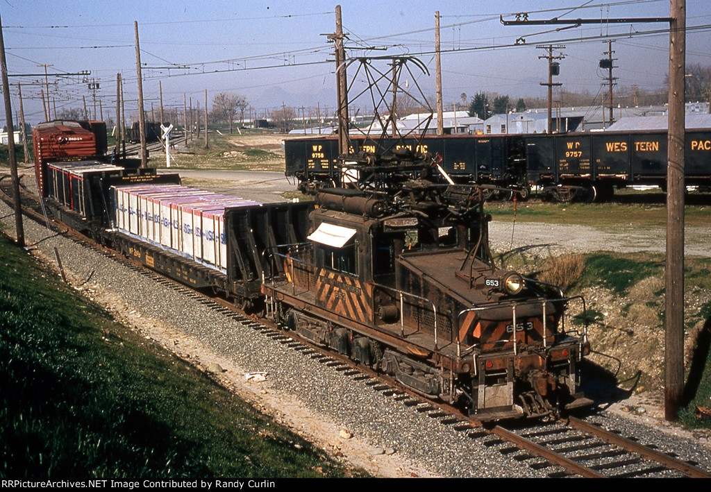 SN 653 working sand spur in Marysville